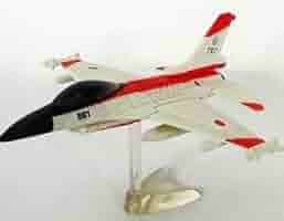 フルタ　チョコエッグ　  戦闘機シリーズ 第2弾　90個セット Amazon.co.jp: フルタ製菓 チョコエッグ「宇宙シリーズ」「世界